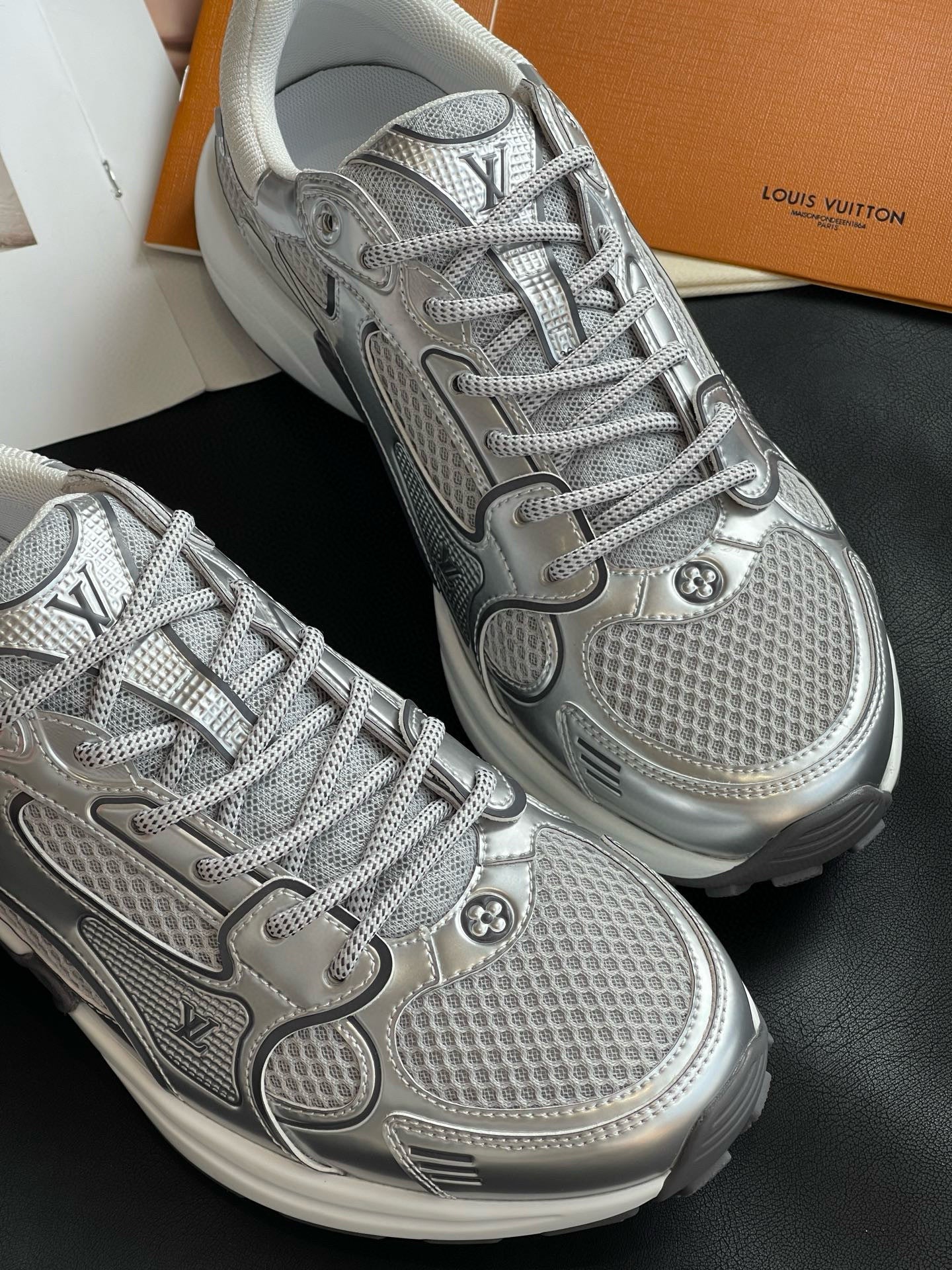 Zapatillas de cuero para el día a día