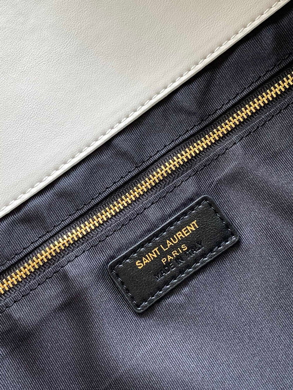 Bolso tote de cuero negro