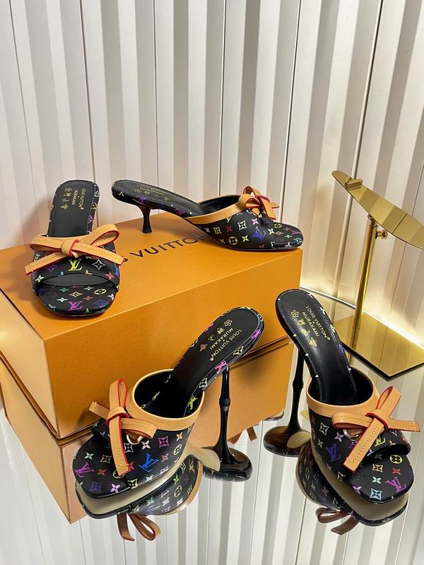 Sandalias de tacón con lazo