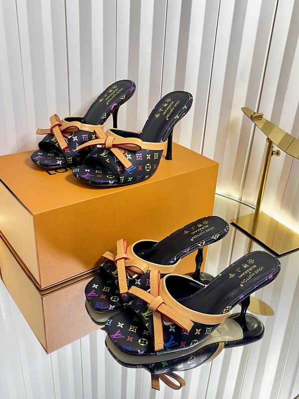 Sandalias de tacón con lazo