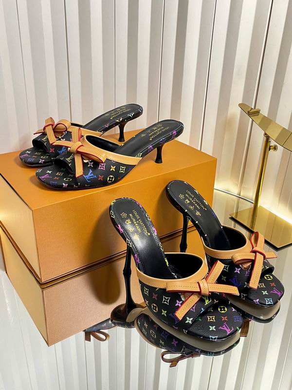Sandalias de tacón con lazo