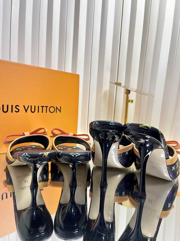 Sandalias de tacón con lazo