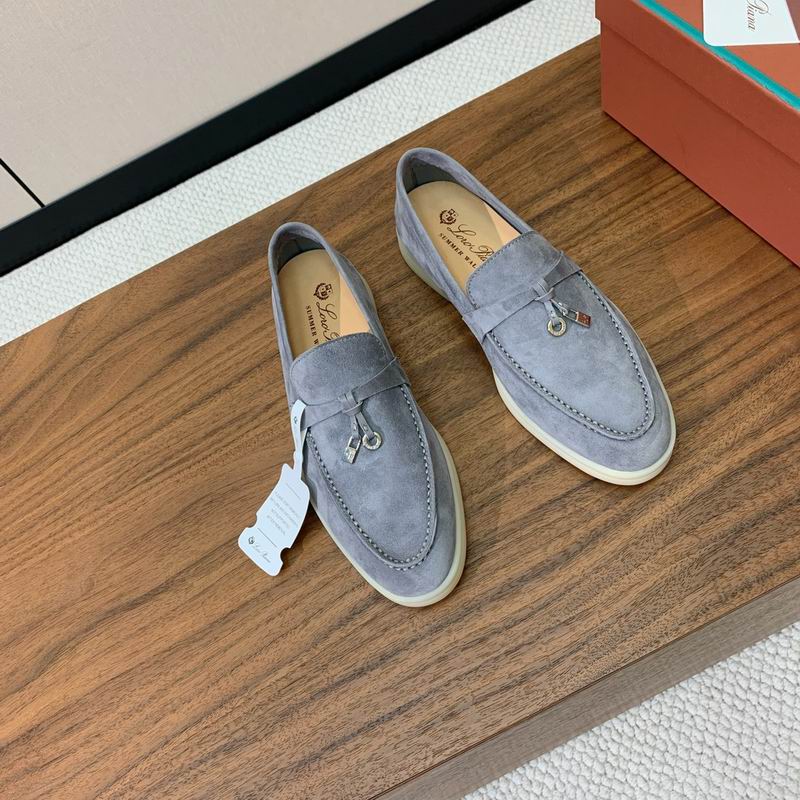 Mocasines de gamuza gris