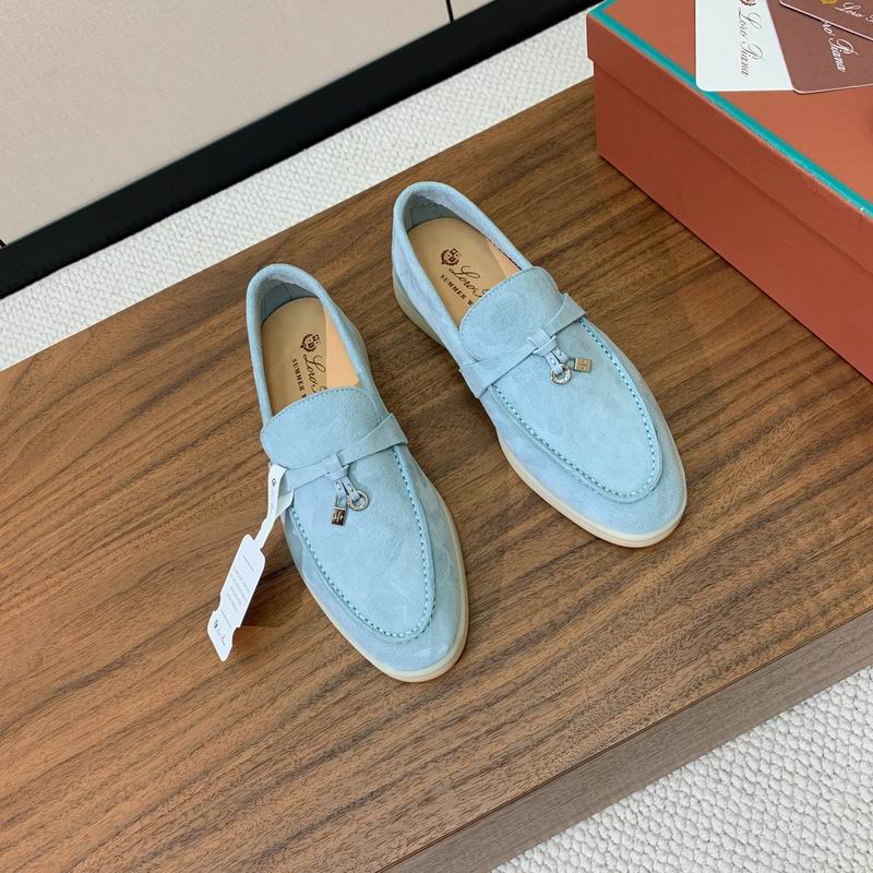 Zapatos náuticos azul pálido