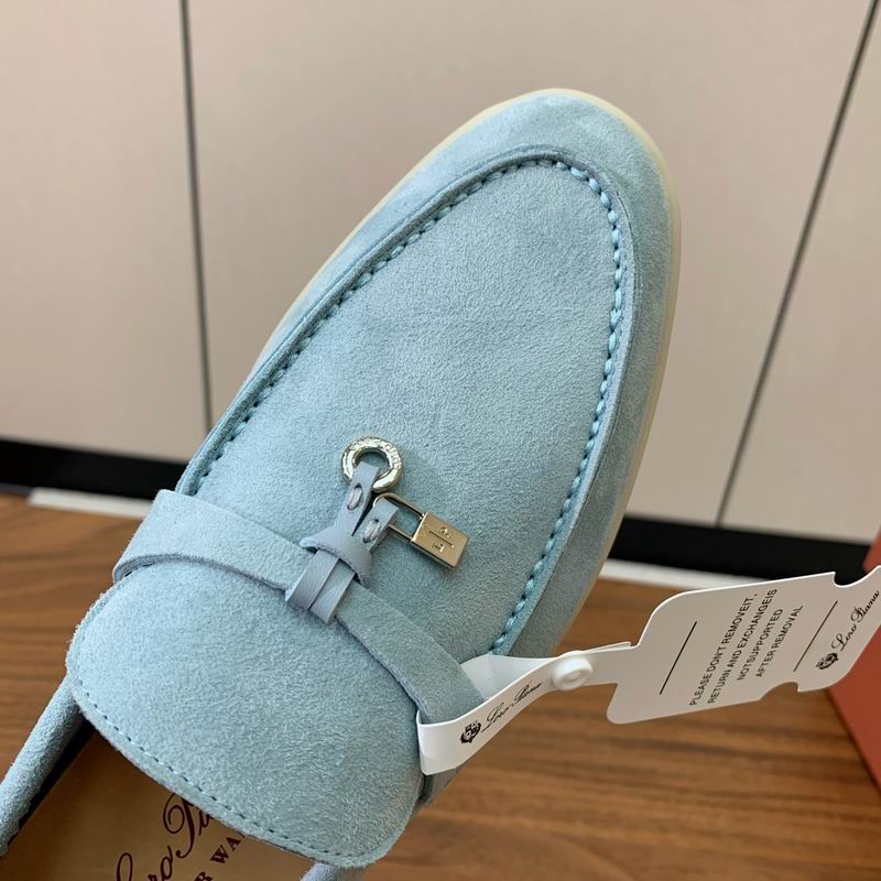 Zapatos náuticos azul pálido